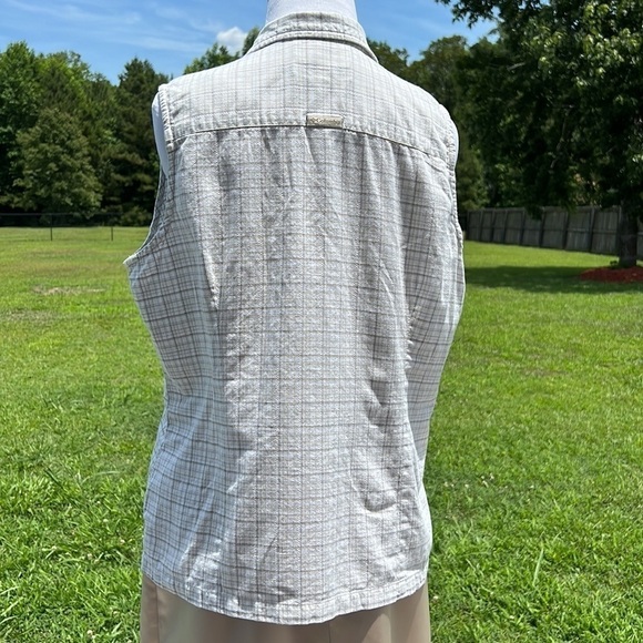Columbia women’s shirt plaid - Picture 4 of 6
